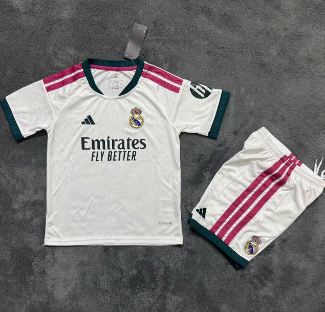 Real Madrid 2026/2027 home full set kit (Adult and Kids)