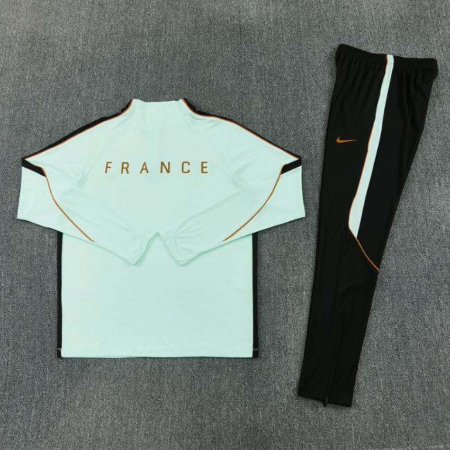 France 2026 1/4 zipper tracksuit light green
