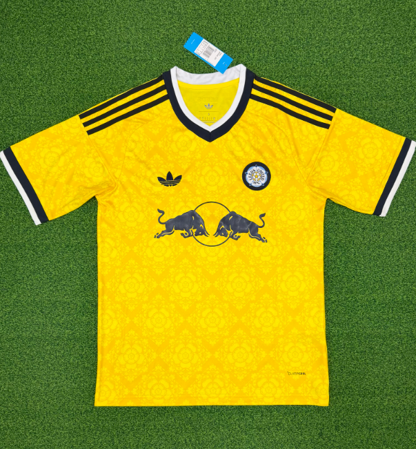 Leeds United  2026/2027 away shirt