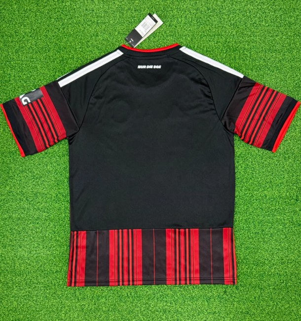 Eintracht Frankfurt 2026/2027 home shirt