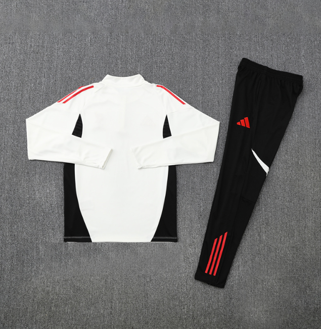 Liverpool 2025/2026 1/4 zipper tracksuit white