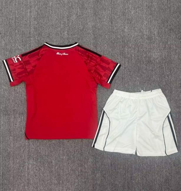 Manchester Unitde  2025/2026 home  full set kit (Adult and Kids)