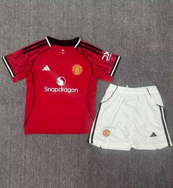 Manchester Unitde  2025/2026 home  full set kit (Adult and Kids)