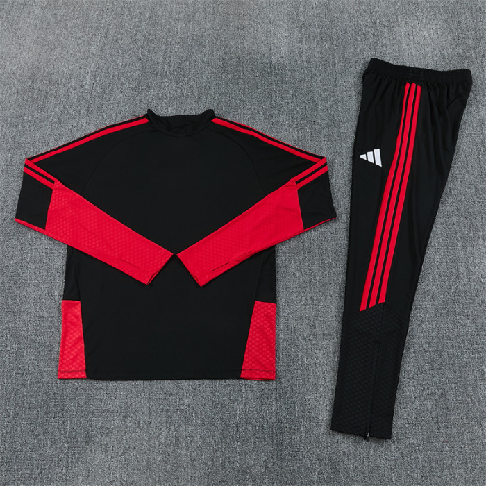 Manchester Unitde 2026/2027 1/4 zipper tracksuit Black