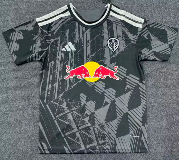 Leeds United  2026/2027 third shirt