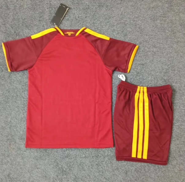 AS Roma 2026/2027 home full set kit (Adult and Kids)