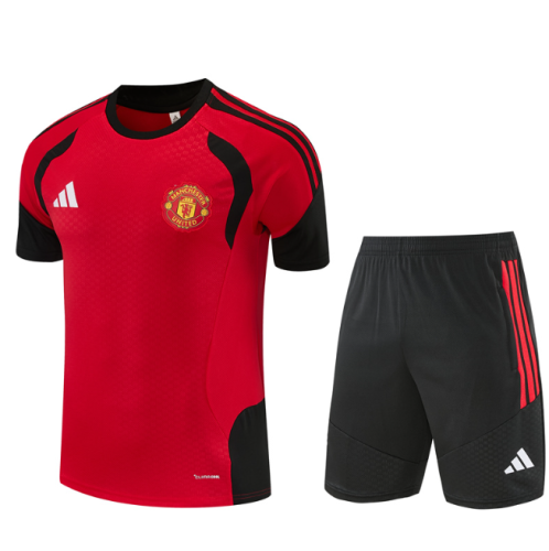 Manchester Unitde 2026/2027 short sleeve and shorts tracksuit red