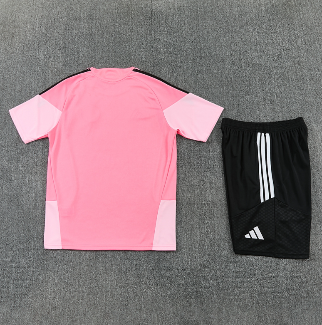 Inter Miami 2026/2027 short sleeve and shorts tracksuit pink