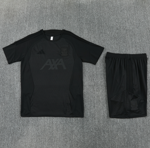 Liverpool 2026/2027 short sleeve and shorts tracksuit black