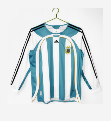 Argentina 2006/2007 home  shirt (long sleeve) Messi