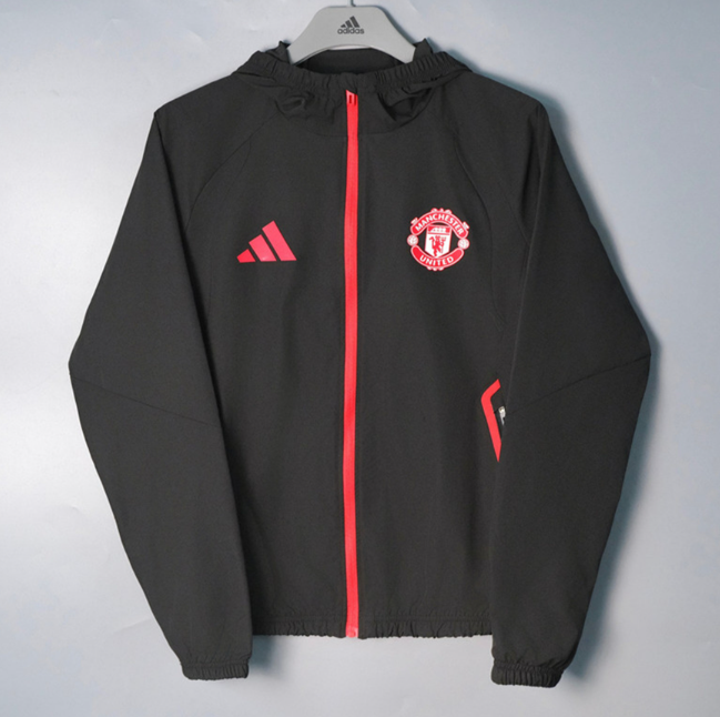 Manchester Unitde 26/27 windbreaker coat Black
