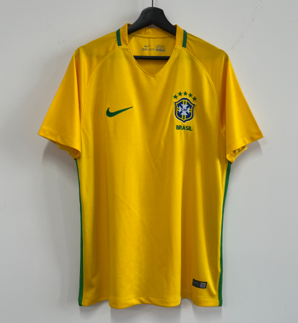 Brazil 2016 home shirt Neymar