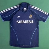 2005-2006 RMA Away Retro Soccer Jersey