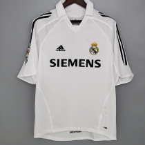 2005-2006 RMA Home Retro Soccer Jersey