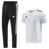 2023 AD05 White Short-sleeved Trouser Suit