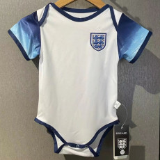 22-23 England Home Baby Infant Crawl Suit
