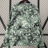2024 Man Utd Black & Green Double Sided Windbreaker (双面风衣)