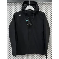 2024 Descente Black Outdoor Jackets #F703冲锋衣