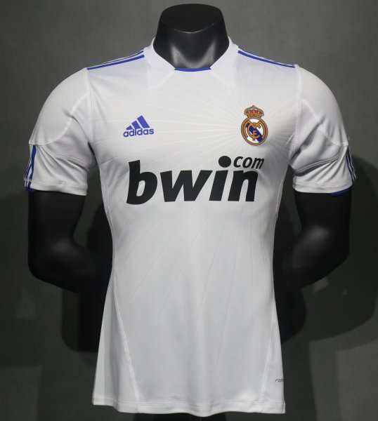 2010-2011 RMA Home Player Version 球员 Retro Soccer Jersey