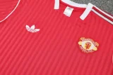 25-26 Man Utd Red Training Short Suit
