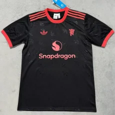 25-26 Man Utd Black Special Edition Training shirts