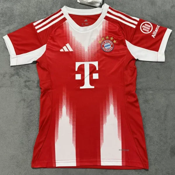 25-26 Bayern Home Women Soccer Jersey(女)