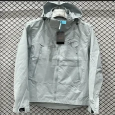 2025 ARC-TERYX Light green Outdoor Jackets #F882冲锋衣