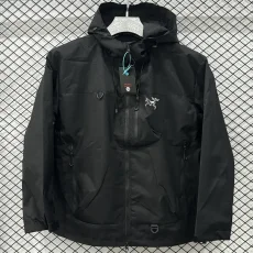 2025 ARC-TERYX Black Outdoor Jackets #Y004冲锋衣