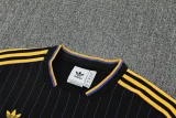 25-26 Man Utd Black Training Short Suit #条纹
