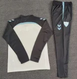 2025-26 Malaga White Half Pull Tracksuit (Pants Have Pocket)(半拉链)