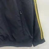 25-26 Man Utd Black & Red Double Sided Windbreaker (双面风衣)