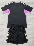 26-27 JUV Black Concept Edition Kids Training