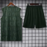 25-26 CHE Dark green Tank top and shorts suit
