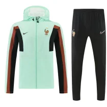 26-27 France Light green Windbreaker Suit (风衣套装)