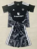 26-27 Man Utd Black Goalkeeper Kids Soccer Jersey