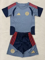 26-27 Bayern Gray Kids Training