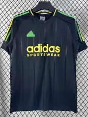 26-27 Ad Sportswear Black T-Shirt (黑)