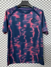 26-27 Sunderland Royal blue Pink Training Shirts