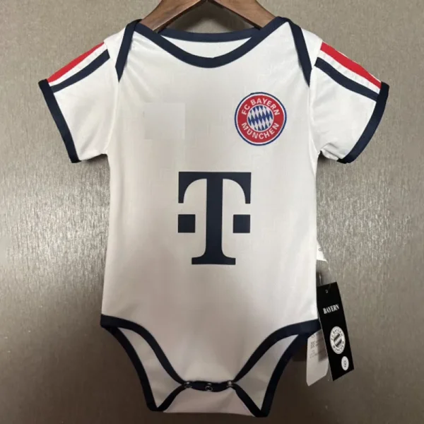 26-27 Bayern Home Baby Infant Crawl Suit