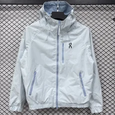 2026 ON Light blue Outdoor Jackets #Y506冲锋衣
