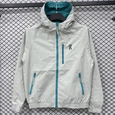 2026 ON Light gray Outdoor Jackets #Y506冲锋衣