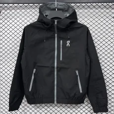 2026 ON Black Outdoor Jackets #Y506冲锋衣