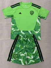 26-27 Leeds United Green Goalkeeper Kids Soccer Jersey