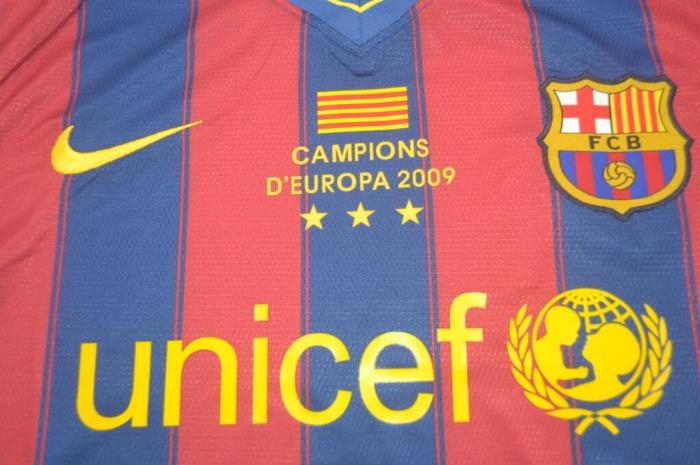 with Front Lettering Retro Jersey 2009-2010 Barcelona Home Soccer Jersey Vintage Football Shirt