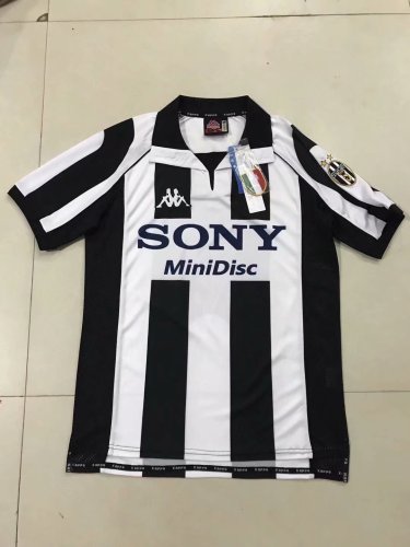 with Scudetto Patch Retro Jersey 1997-1998 Juventus Home Soccer Jersey Vintage Football Shirt