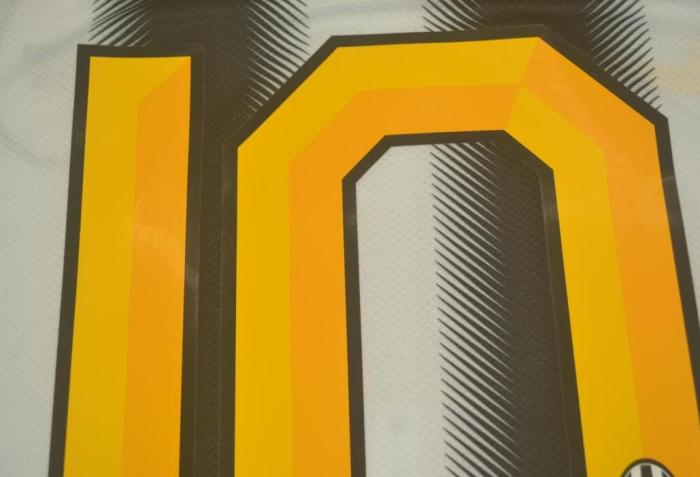 with Serie A Patch Retro Jersey 2011-2012 Juventus DEL PIERO 10 Home Soccer Jersey