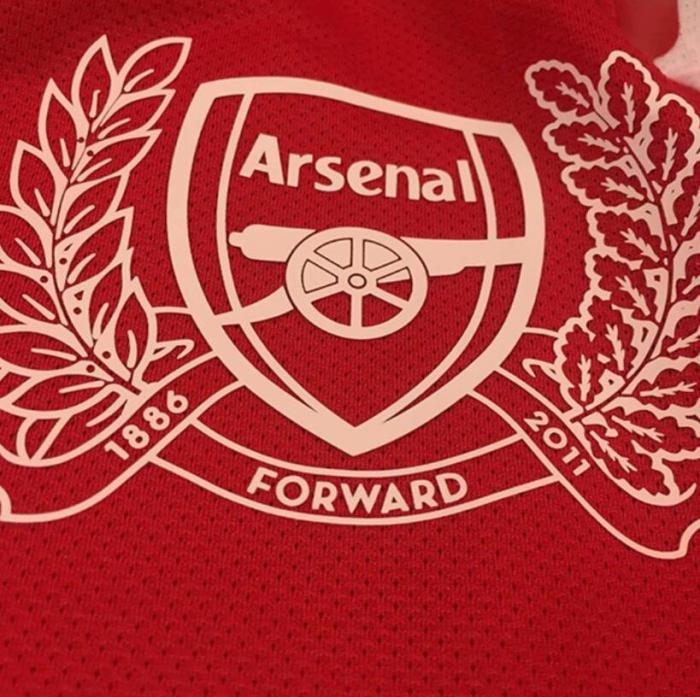 with UCL Patch Retro Jersey 2011-2012 Long Sleeve Arsenal 8 ARTETA 125TH ANNIVERSARY Home Soccer Jersey