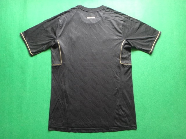 with LFP Patch Retro Jersey 2011-2012 Real Madrid Away Black Soccer Jersey Vintage Football Shirt