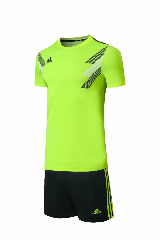#605 Green Soccer Training Uniform Blank Jersey and Shorts