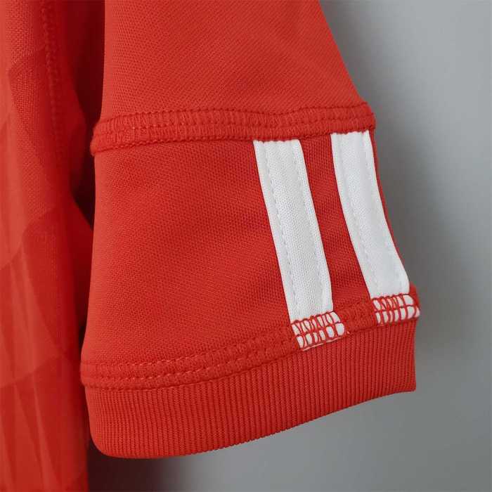 Retro Jersey 2010-2012 Liverpool Home Soccer Jersey Vintage Football Shirt